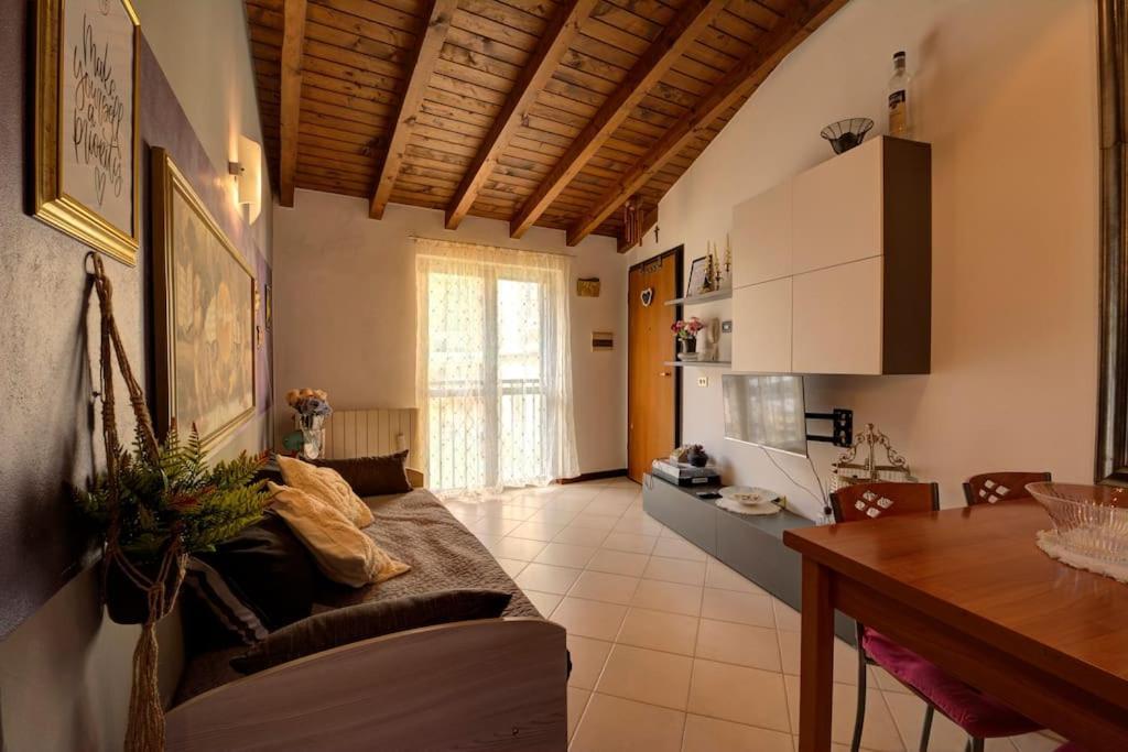 דירות קומו Casa Vacanza Angolo Della Corte מראה חיצוני תמונה